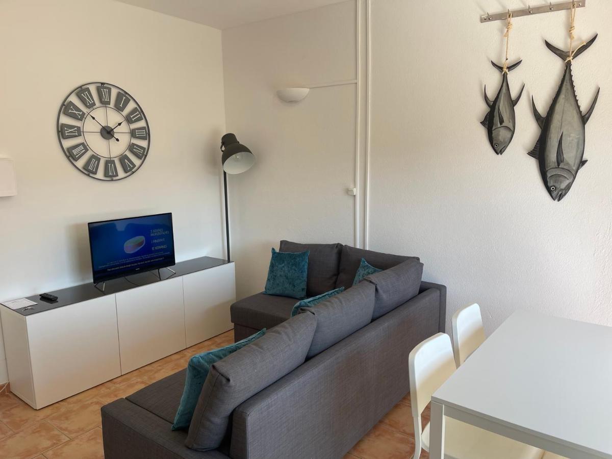 Residence San Paolisa Hyeres Bagian luar foto