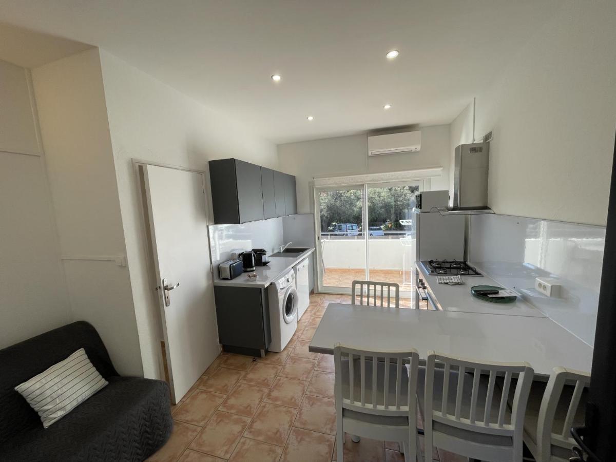 Residence San Paolisa Hyeres Bagian luar foto