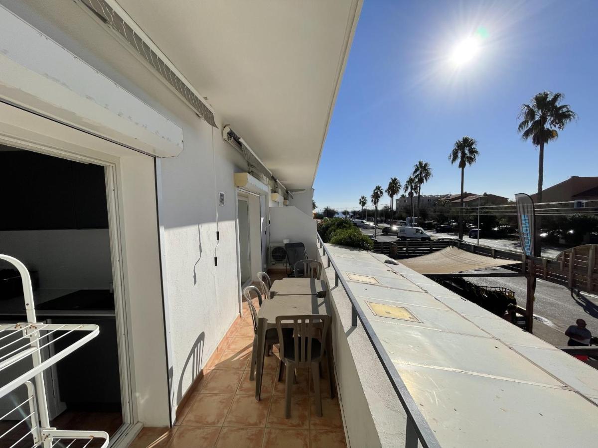 Residence San Paolisa Hyeres Bagian luar foto