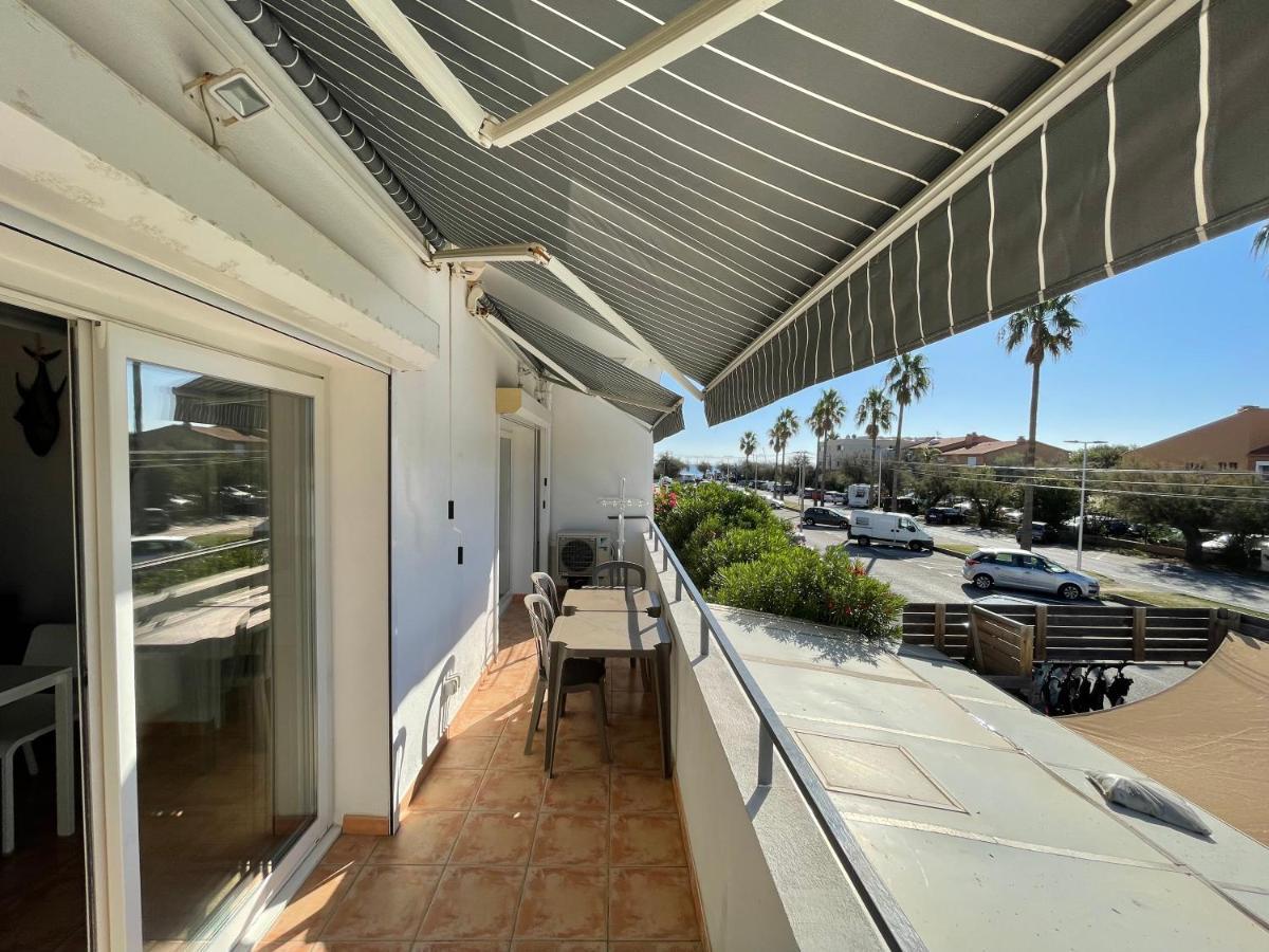 Residence San Paolisa Hyeres Bagian luar foto