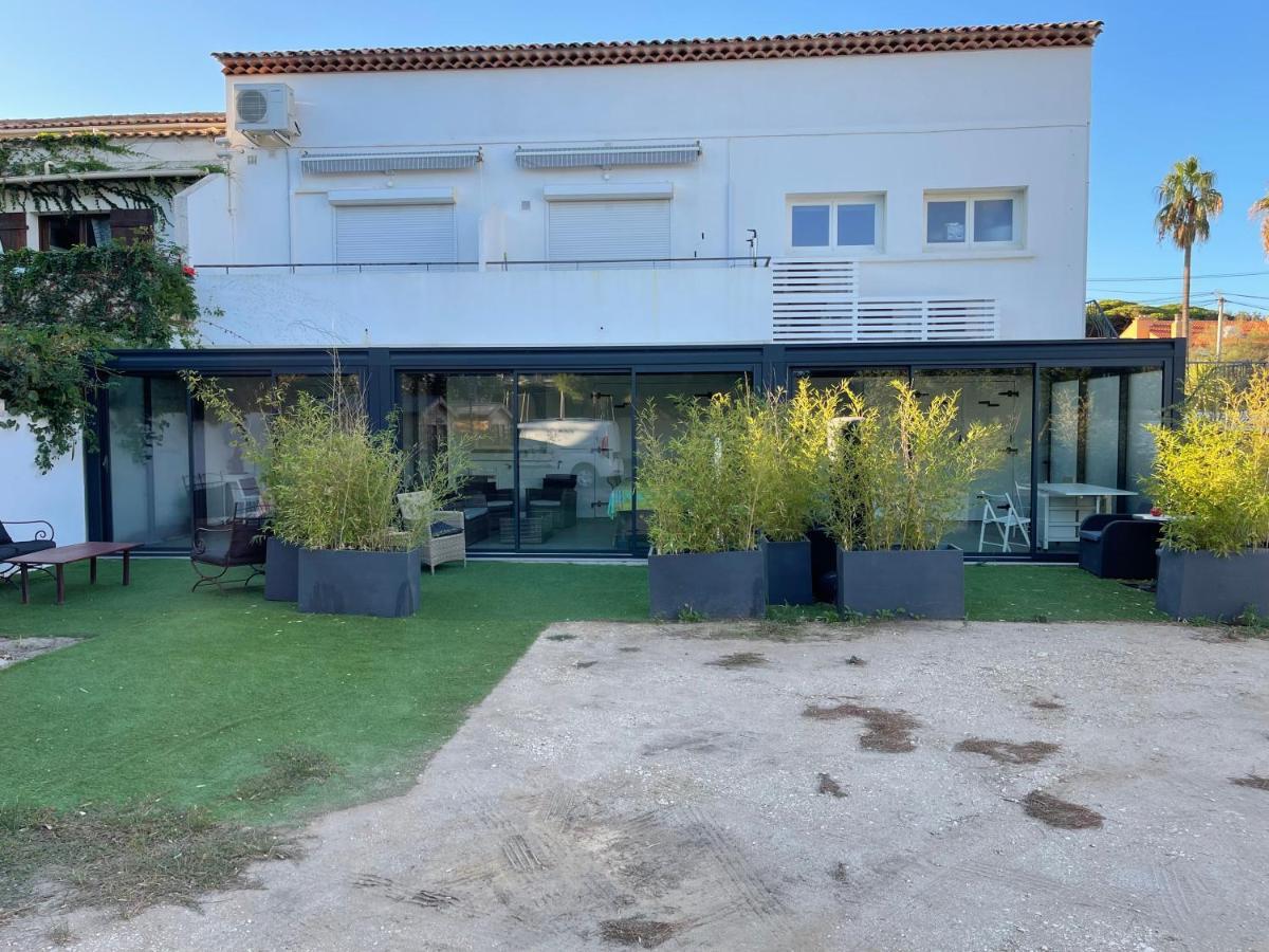Residence San Paolisa Hyeres Bagian luar foto